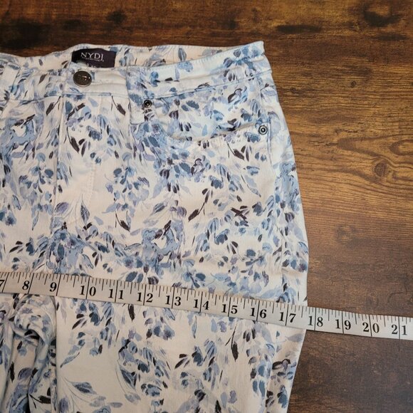 NYDJ Jeans Womens 8 P Floral Capri Mid Rise Cuffed Lift Tuck Tech Tummy Control - Picture 8 of 12